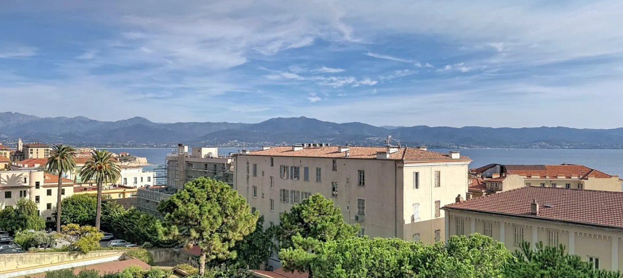 F4 à louer secteur Grandval à Ajaccio