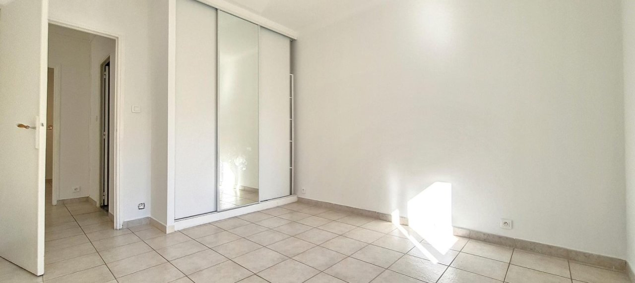 F3 à louer Marengo Trottel chambre 2