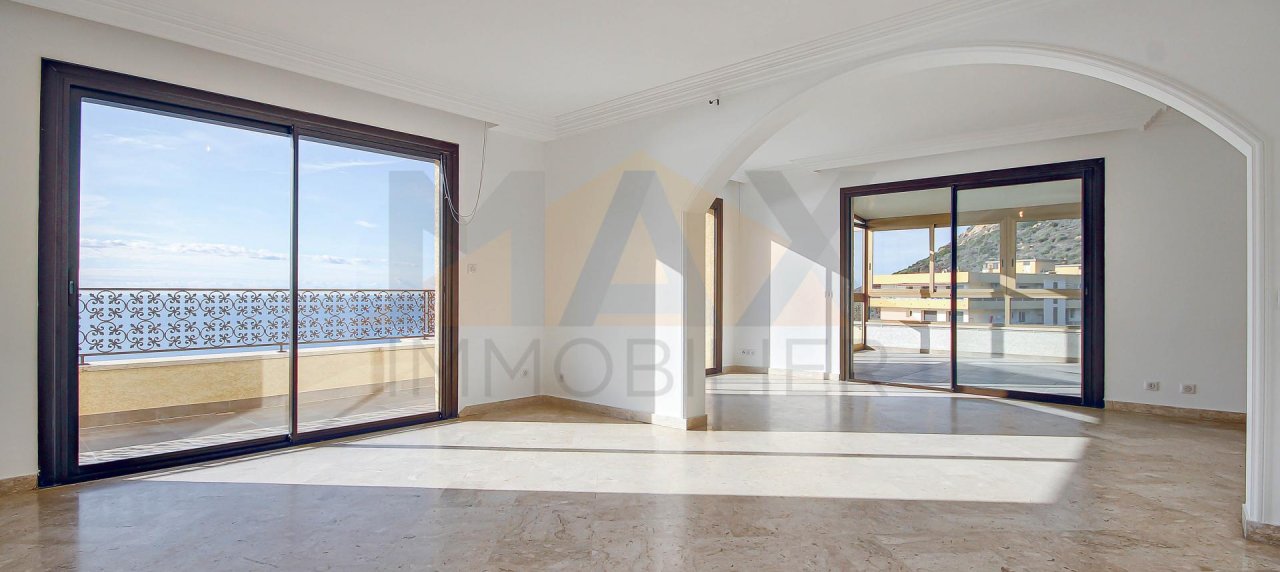 F4-5 Duplex à vendre sur la route des Sanguinaires -Ajaccio