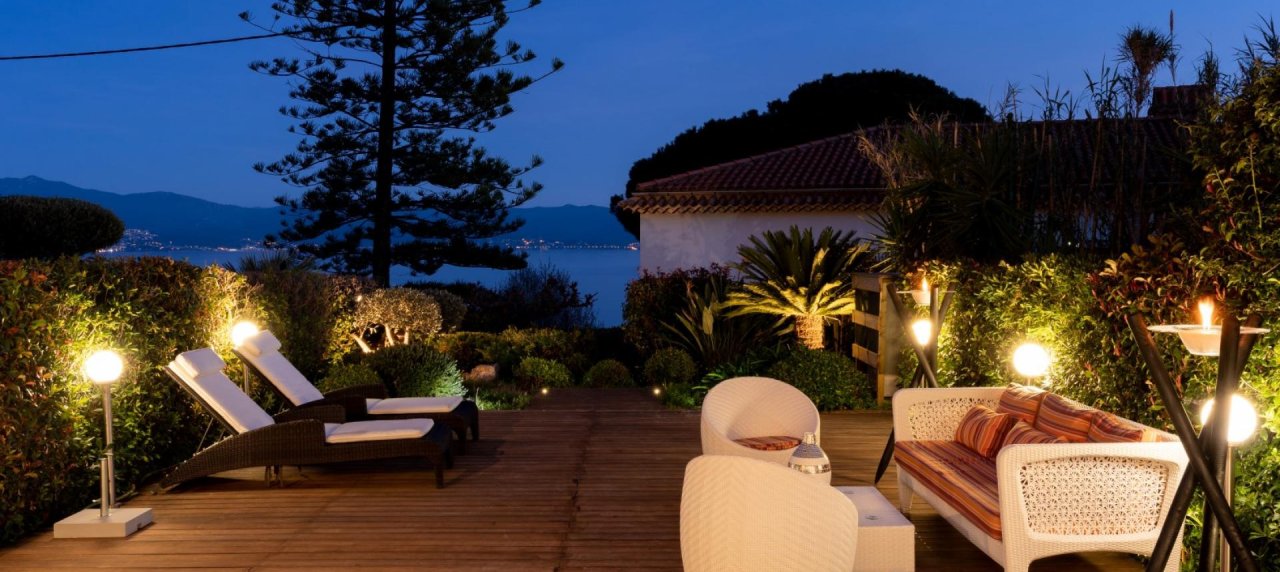 Ajaccio - F4 Sanguinaires - Jardin nuit