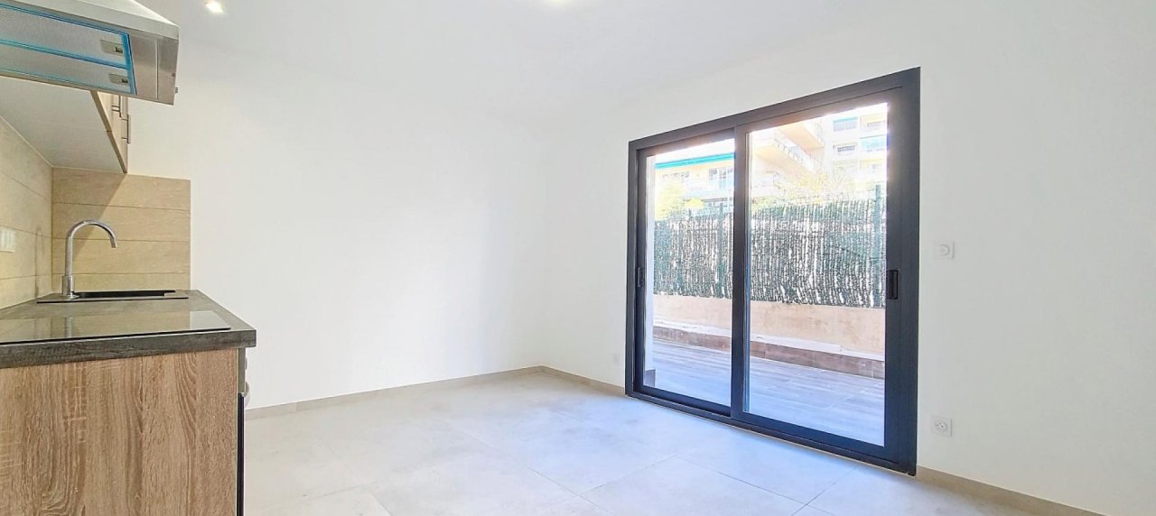 F2 duplex  à louer secteur Sanguinaires à Ajaccio