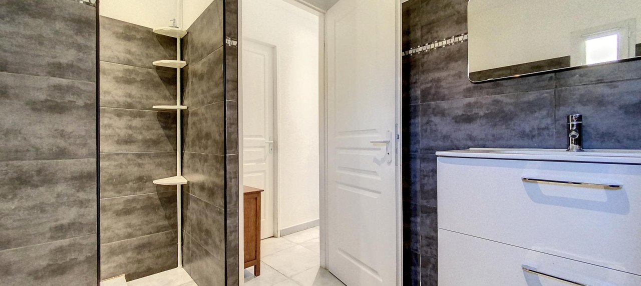 Maison mitoyenne F3 à vendre avec jardin - Ajaccio Finosello