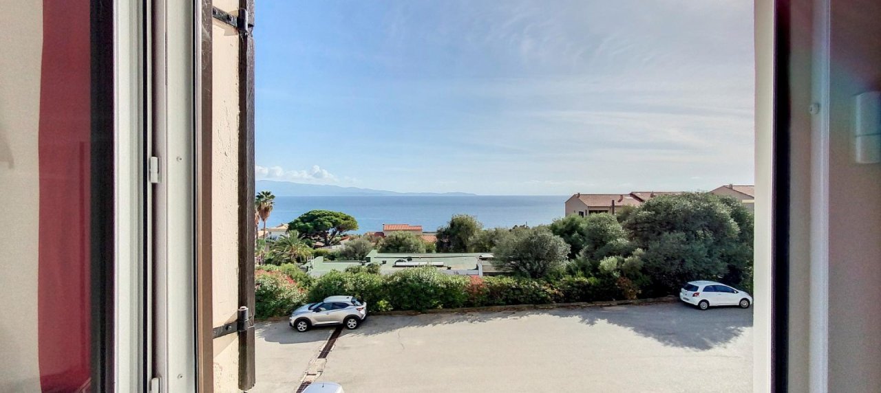 F3 à vendre vue mer Route des Sanguinaires - Ajaccio