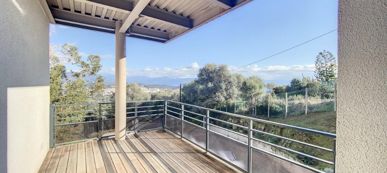 Vente F3 Route des Milelli – Ajaccio