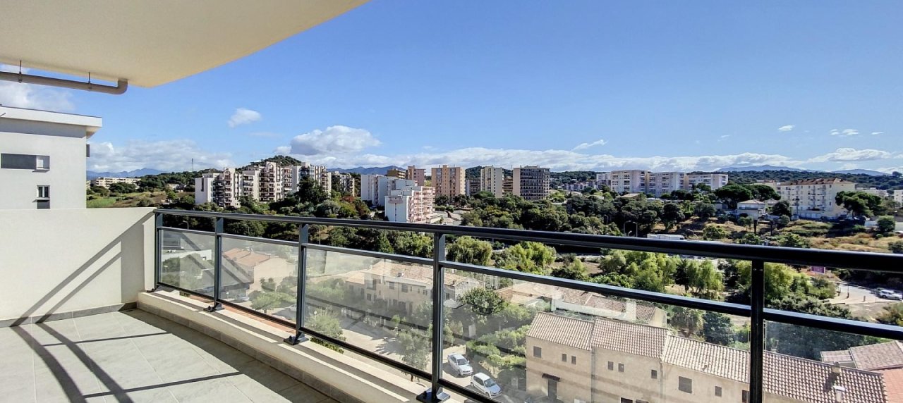 Appartement F4 à vendre secteur Rocade vue dégagée à Ajaccio - 