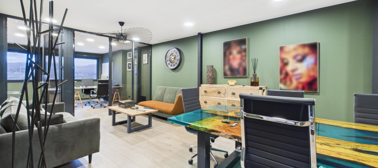 BUREAUX A VENDRE ZI DE BALEONE