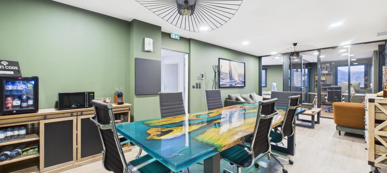 BUREAUX A VENDRE ZI DE BALEONE