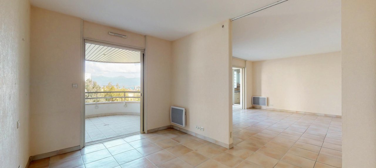 F5 à vendre avec vue mer Centre ville - Ajaccio
