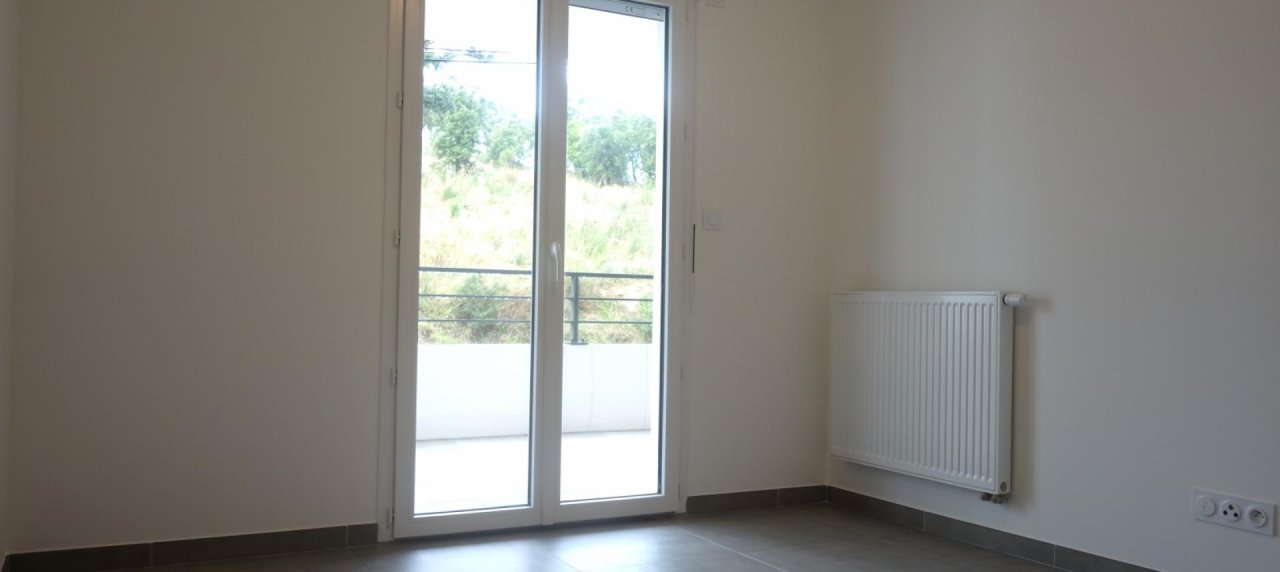 F2  à louer Stiletto chambre