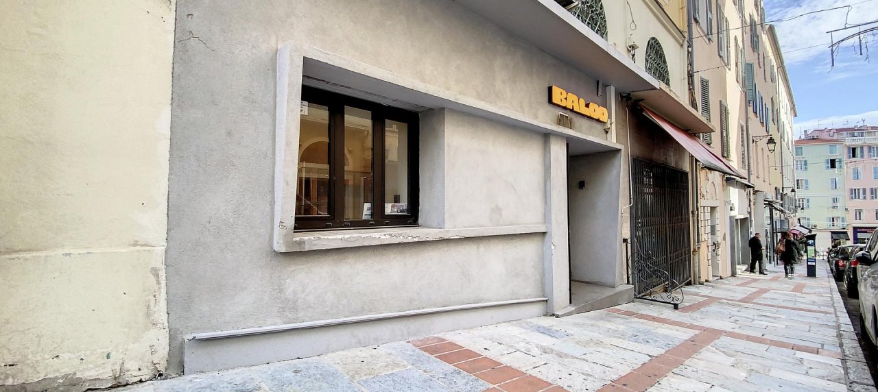 DAB 8 RUE STEPHANOPOLI