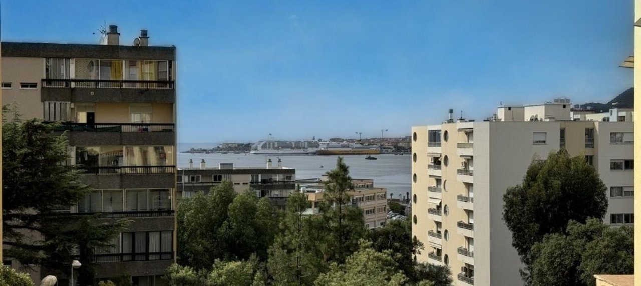 Appartement F4 à vendre à Ajaccio - Immeuble le Beau Site