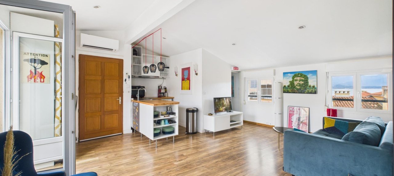 F2 A VENDRE 22 RUE FESCH