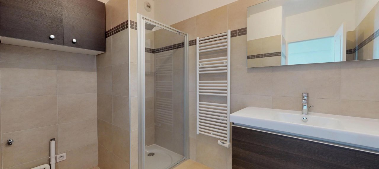 SALLE DE DOUCHE
