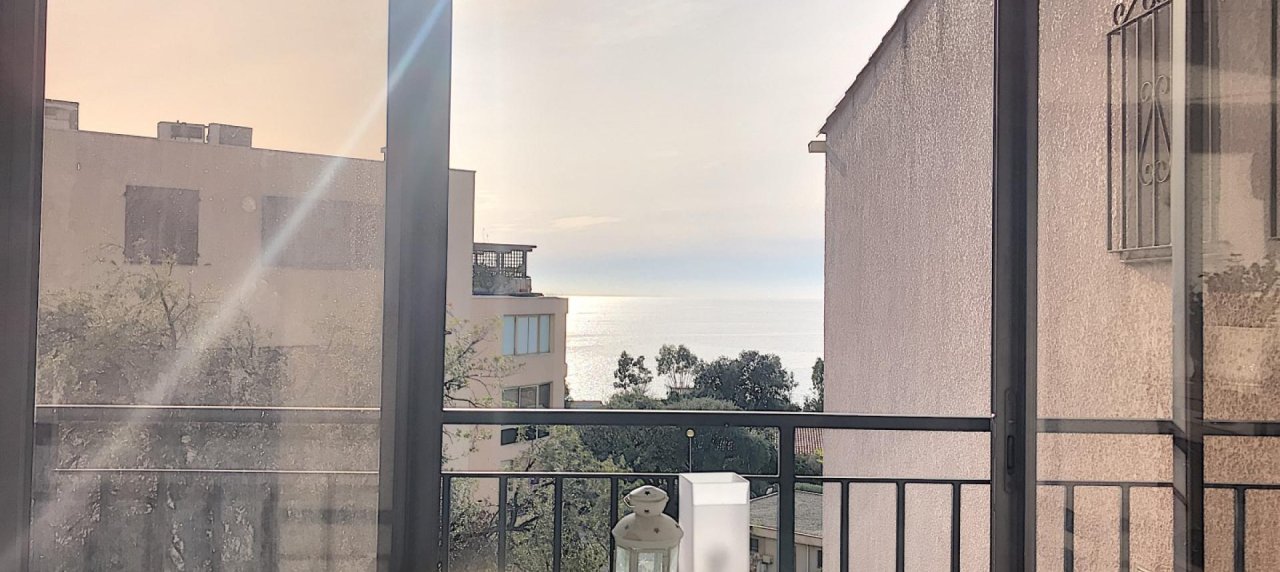 F2 à vendre dernier étage avec vue mer à Aspretto - Ajaccio