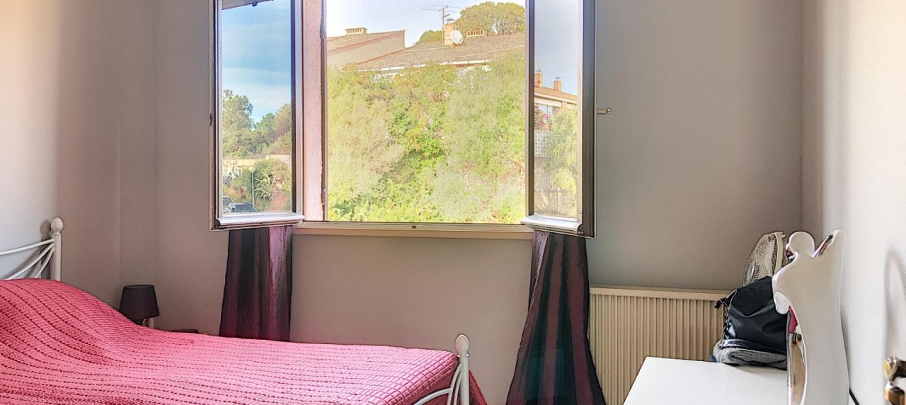 F2 à vendre dernier étage avec vue mer à Aspretto - Ajaccio