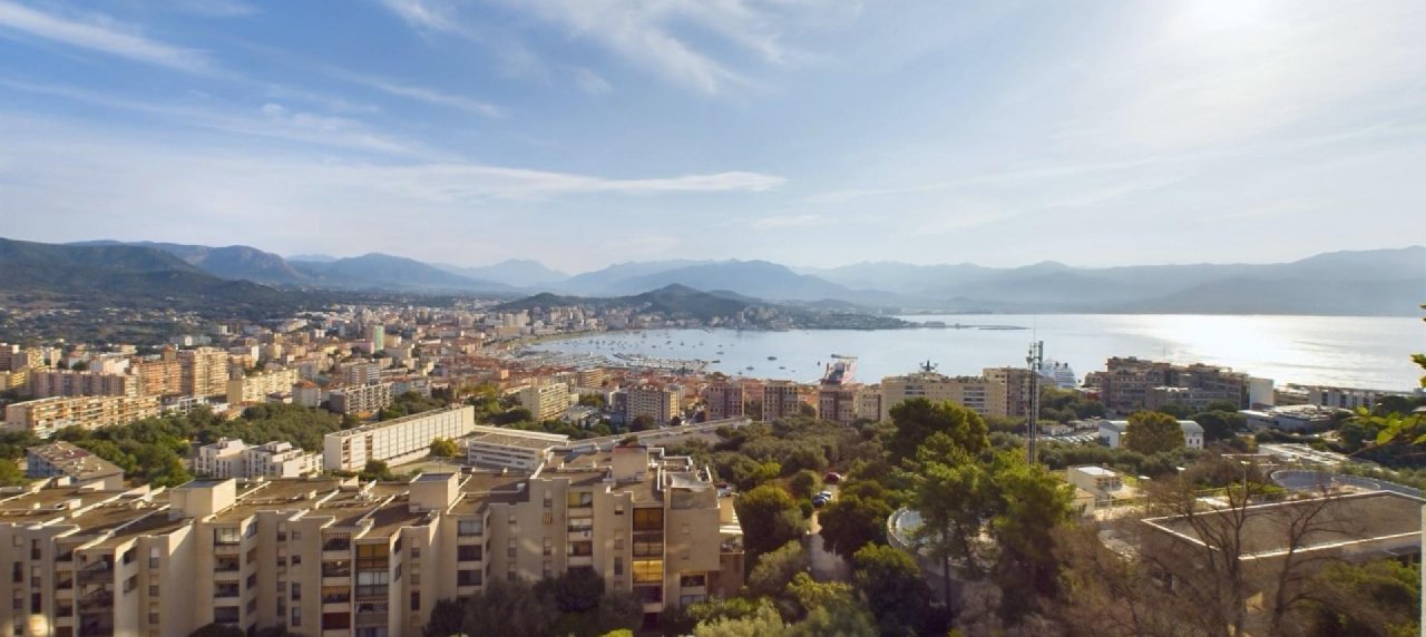T2 vue mer à vendre à Ajaccio, les terrasses de Torretta