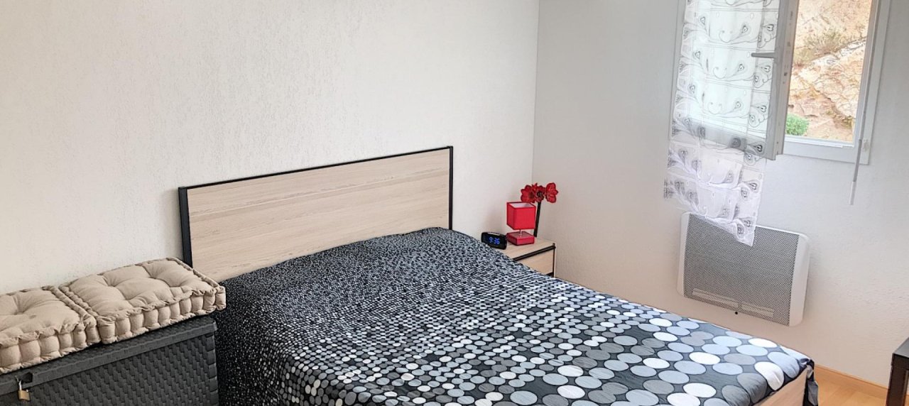 Ajaccio, route des Sanguinaires, un F2 résidence du Parc Lucie
