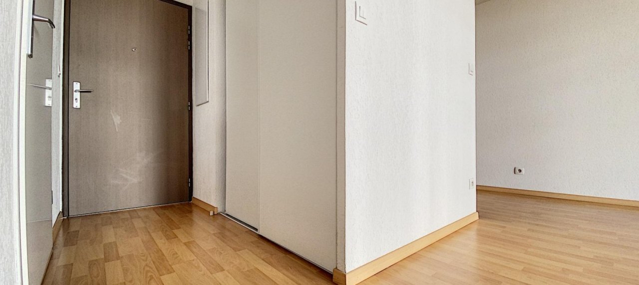 A Ajaccio, Résidence du Parc Lucie, route des Sanguinaires, vente d'un appartement F2