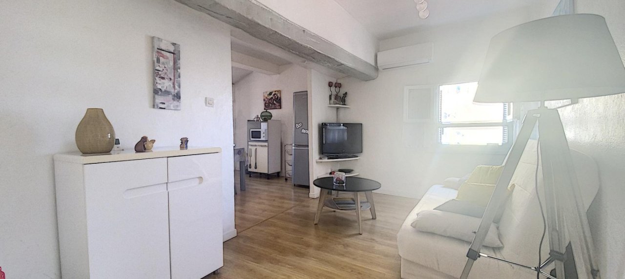 F2 à vendre vue mer proche Cathédral-Centre ville d'Ajaccio