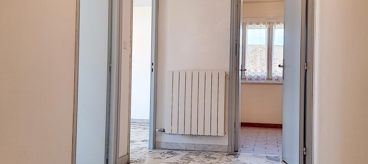 F3 Avenue Maréchal Juin entrée appartement