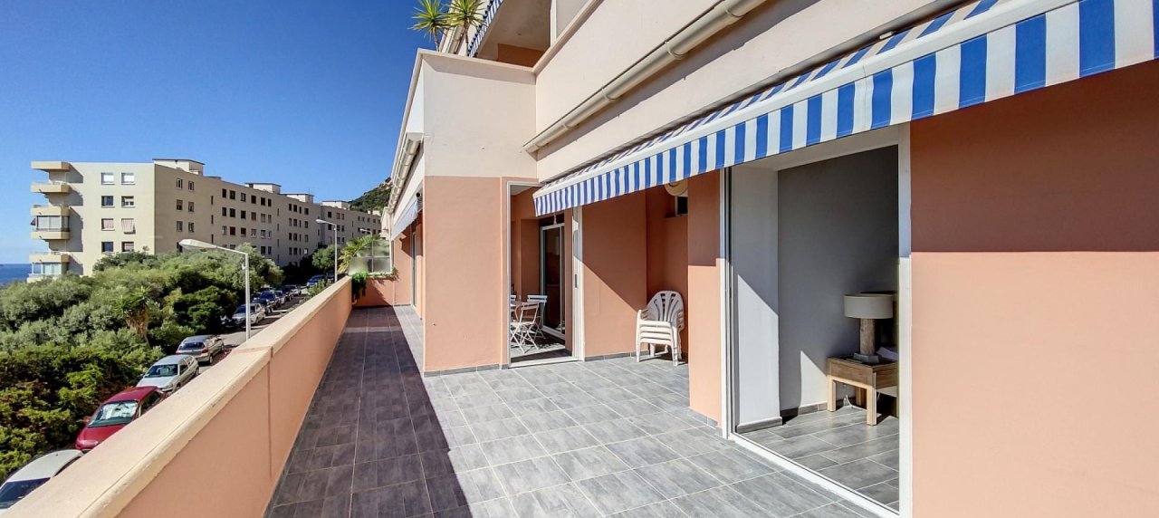 Vente F3/F4 avec vue mer à Ajaccio Route des Sanguinaires