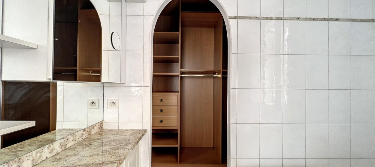 F3 à vendre centre ville d'Ajaccio - Cours Napoléon