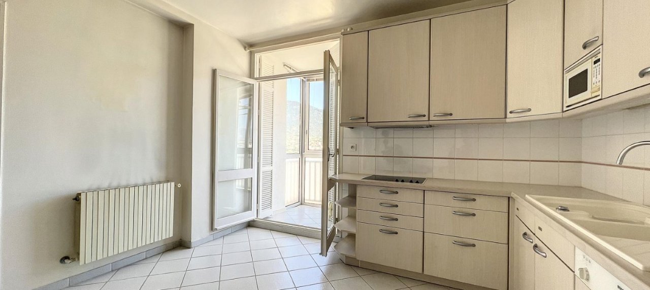 F3 à vendre à Ajaccio avec terrasse - Castel Vecchio