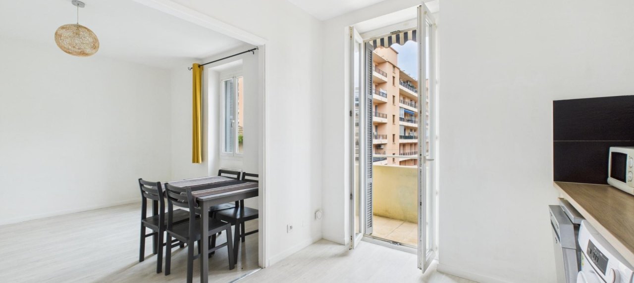 F3 - 8 RUE ANTOINE SOLLACARO