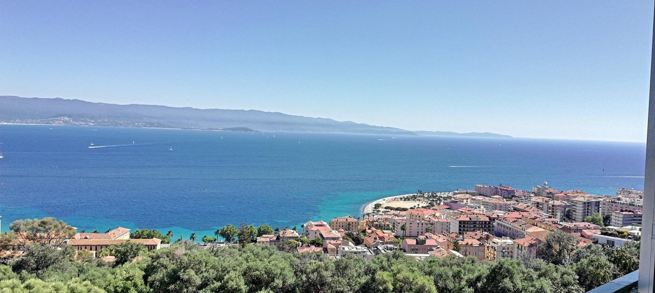 Appartement F3 VUE MER PANORAMIQUE PARC Belvédère AJACCIO