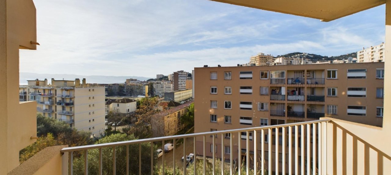 Appartement F3 à vendre à Ajaccio, Chemin de Biancarello