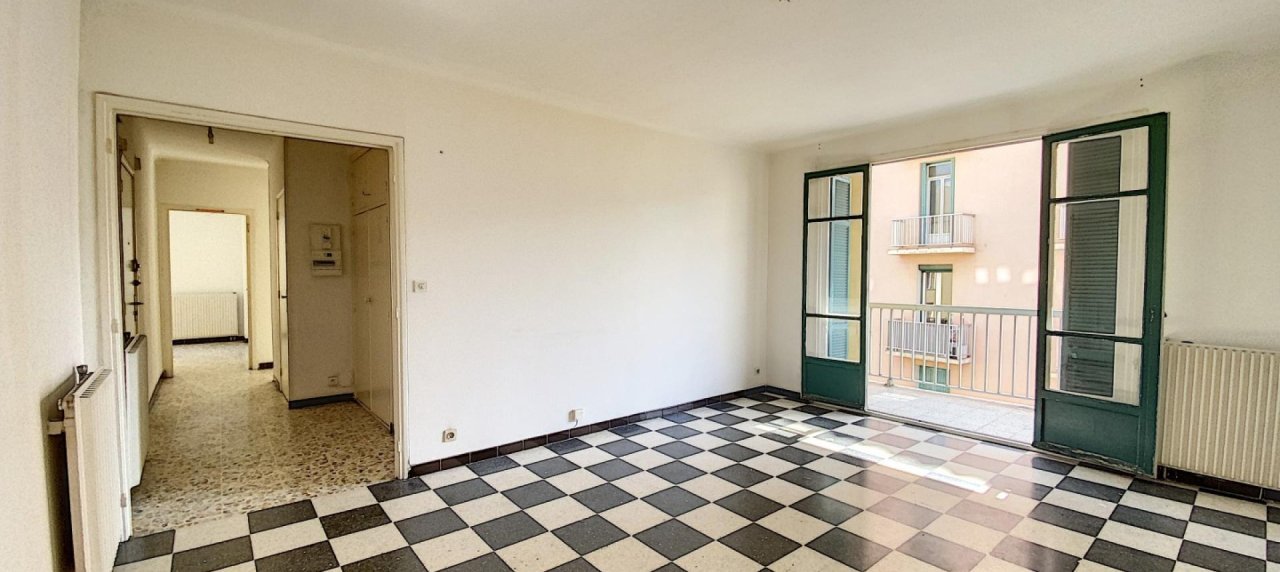F3 à vendre Montée Saint Jean de 74m² vue mer- Ajaccio