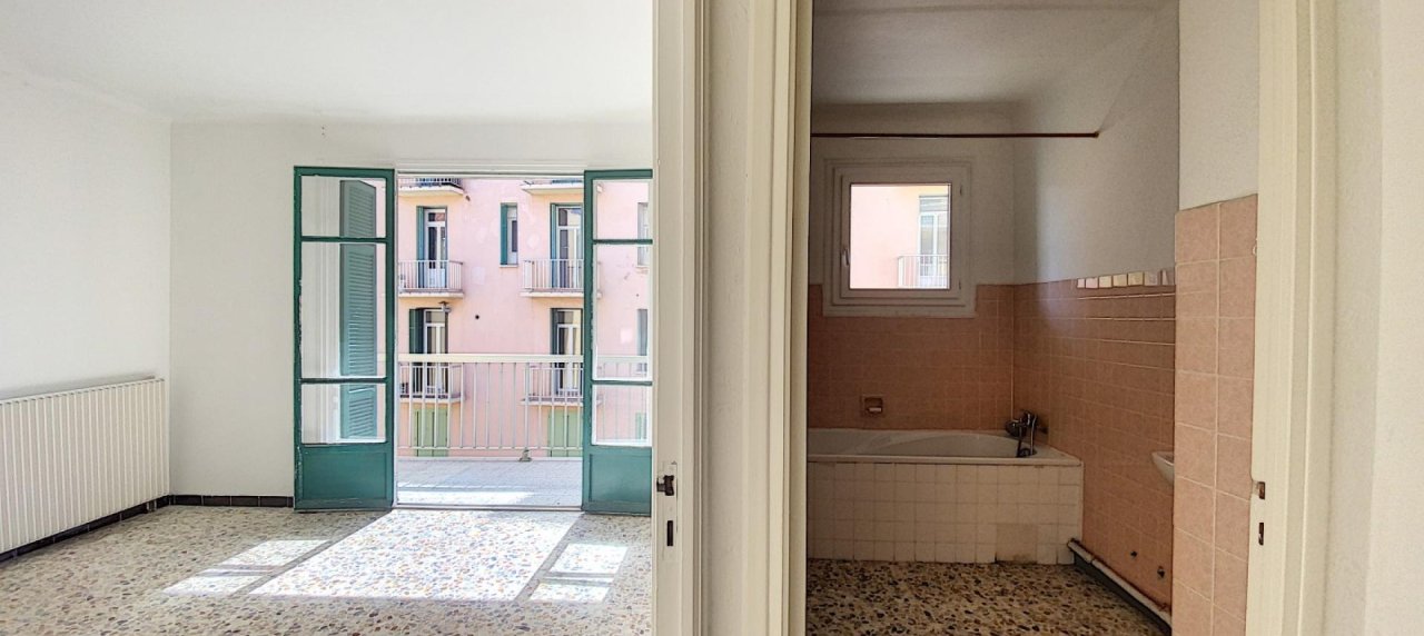 F3 à vendre Montée Saint Jean de 74m² vue mer- Ajaccio