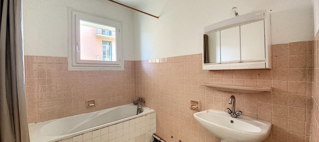F3 à vendre Montée Saint Jean de 74m² vue mer- Ajaccio