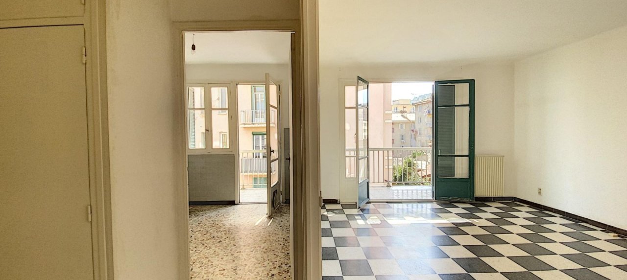 F3 à vendre Montée Saint Jean de 74m² vue mer- Ajaccio