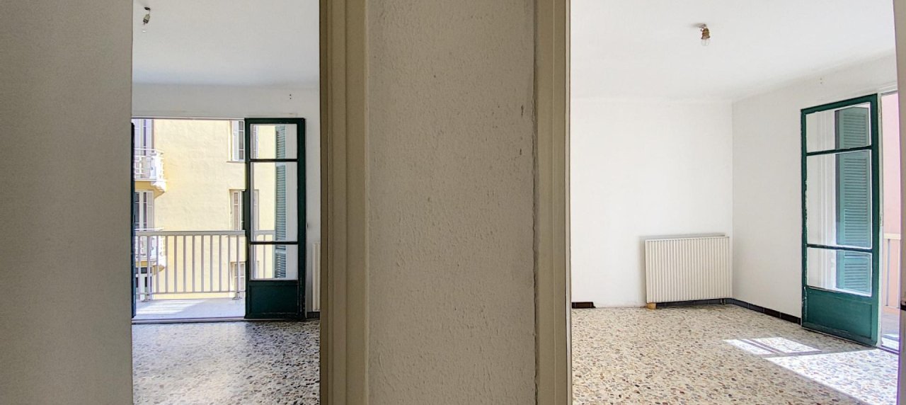 F3 à vendre Montée Saint Jean de 74m² vue mer- Ajaccio