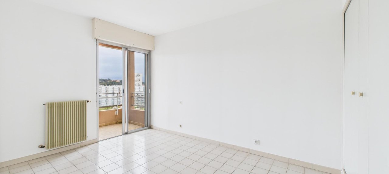 F3 RESIDENCE EMPIRE BAT E1