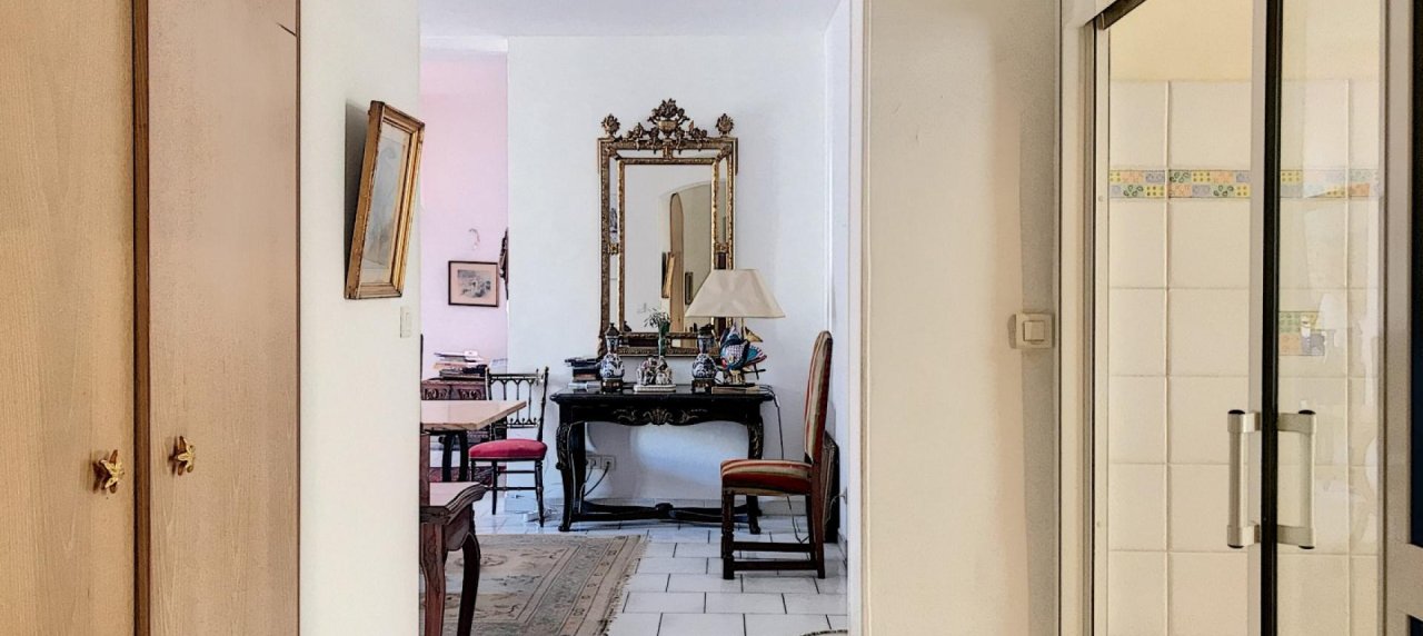 Dans l'Hyper-Centre d'Ajaccio, un grand F3 de 83 m²