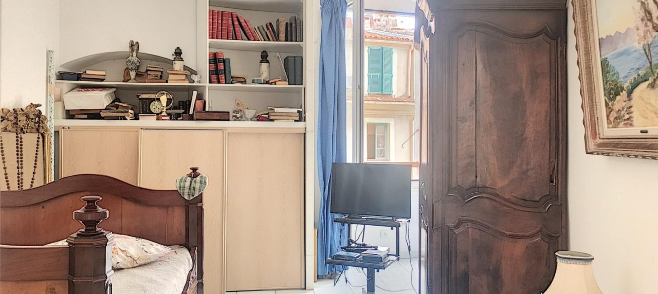 Dans l'Hyper-Centre d'Ajaccio, un grand F3 de 83 m²