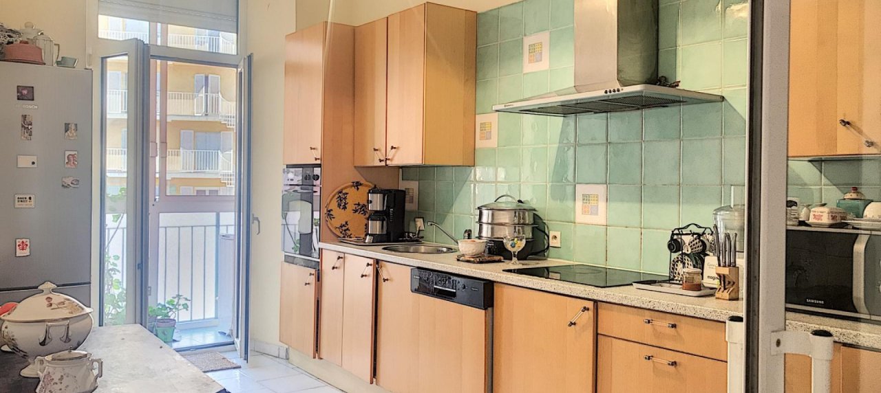 Dans l'Hyper-Centre d'Ajaccio, un grand F3 de 83 m²