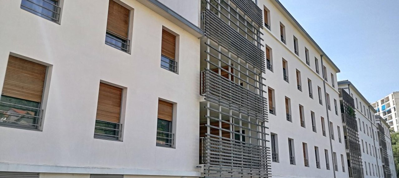 F3 à louer le Marengo  immeuble 