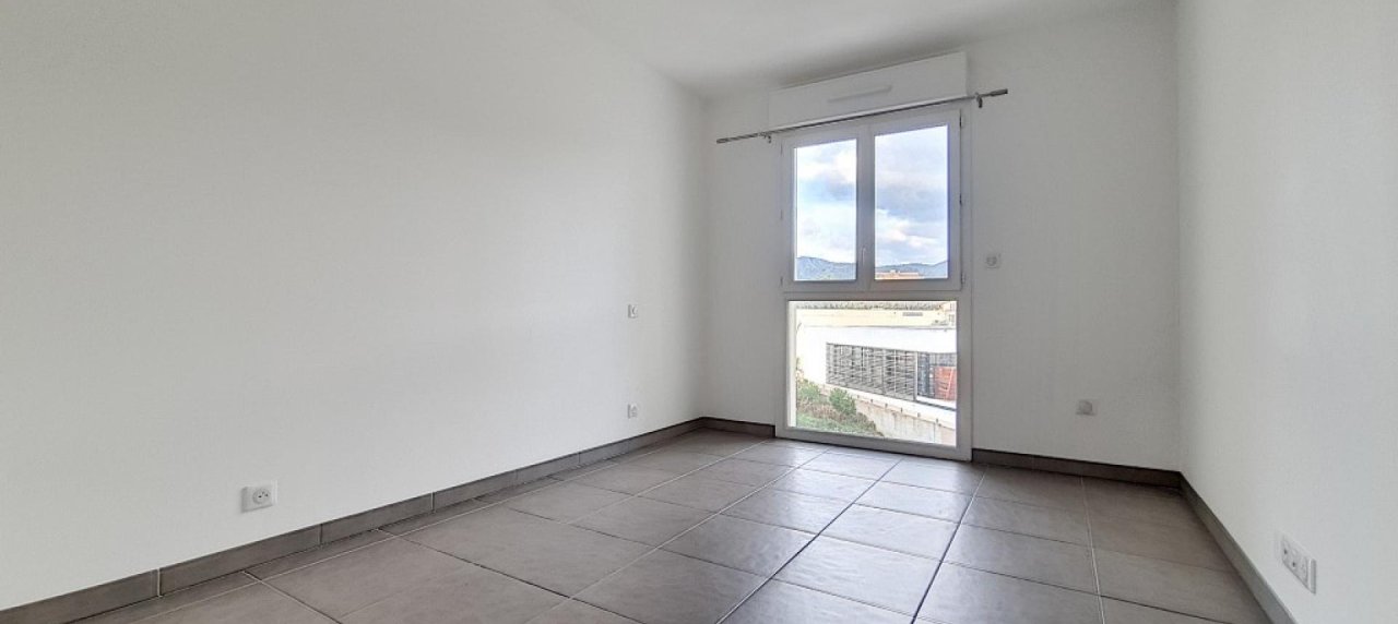 F3 à louer LA PALMERAIE chambre