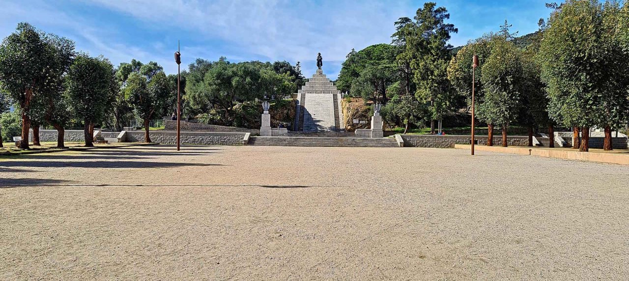 F3 CASONE - STATUE