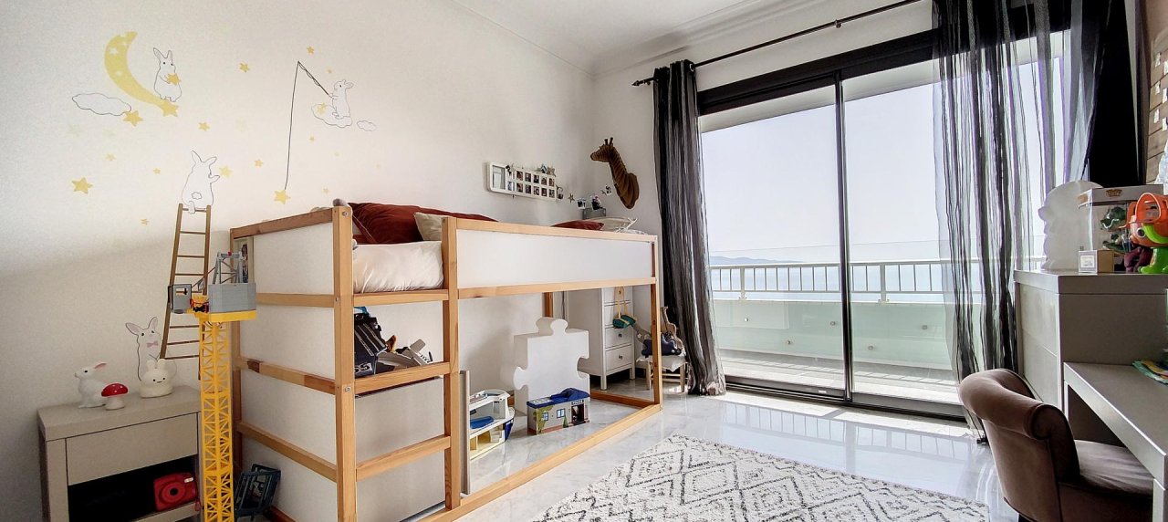 F4/5 vue mer exceptionnelle à vendre Parc Berthault - Ajacci