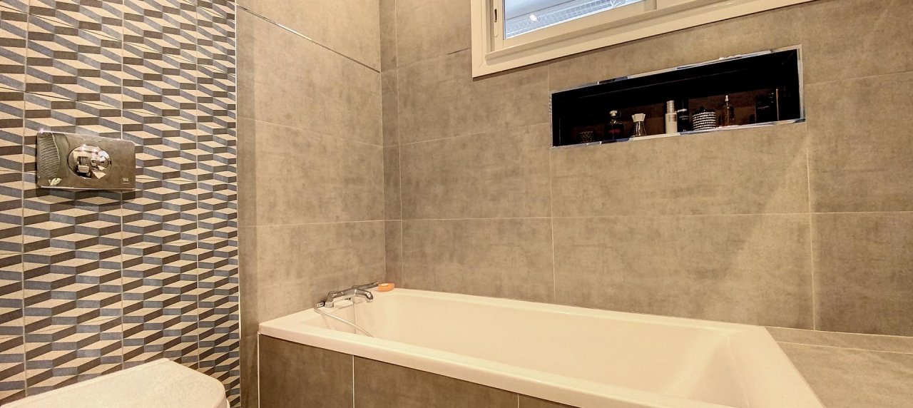 F4/5 vue mer exceptionnelle à vendre Parc Berthault - Ajacci