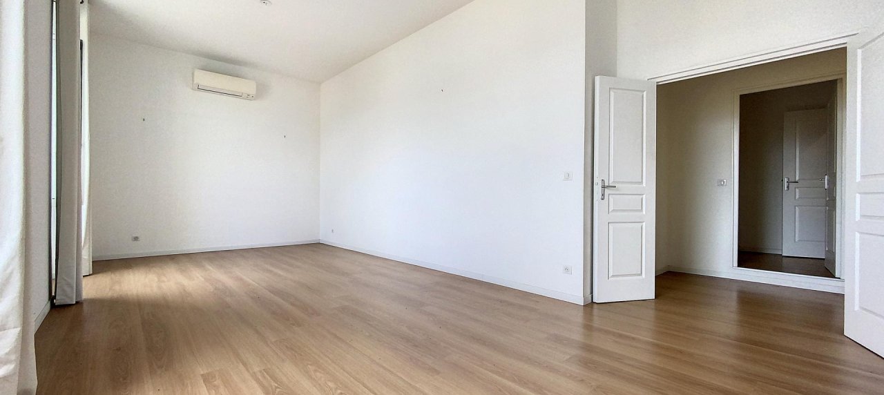 F4 à vendre vue mer Cours Napoléon - Ajaccio centre ville