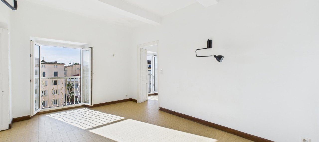 F4 A VENDRE AVENUE ANTOINE SERAFINI 