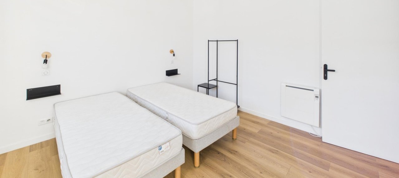 F4  A VENDRE COURS JEAN NICOLI