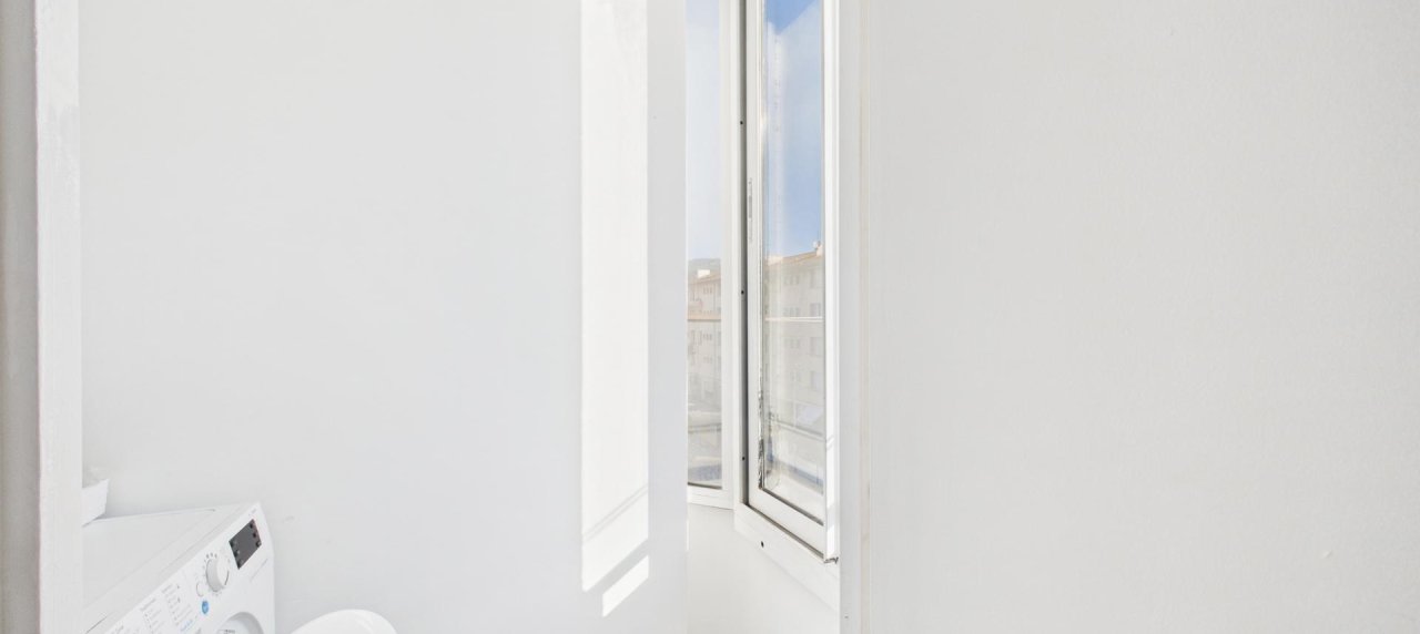 F4  A VENDRE COURS JEAN NICOLI