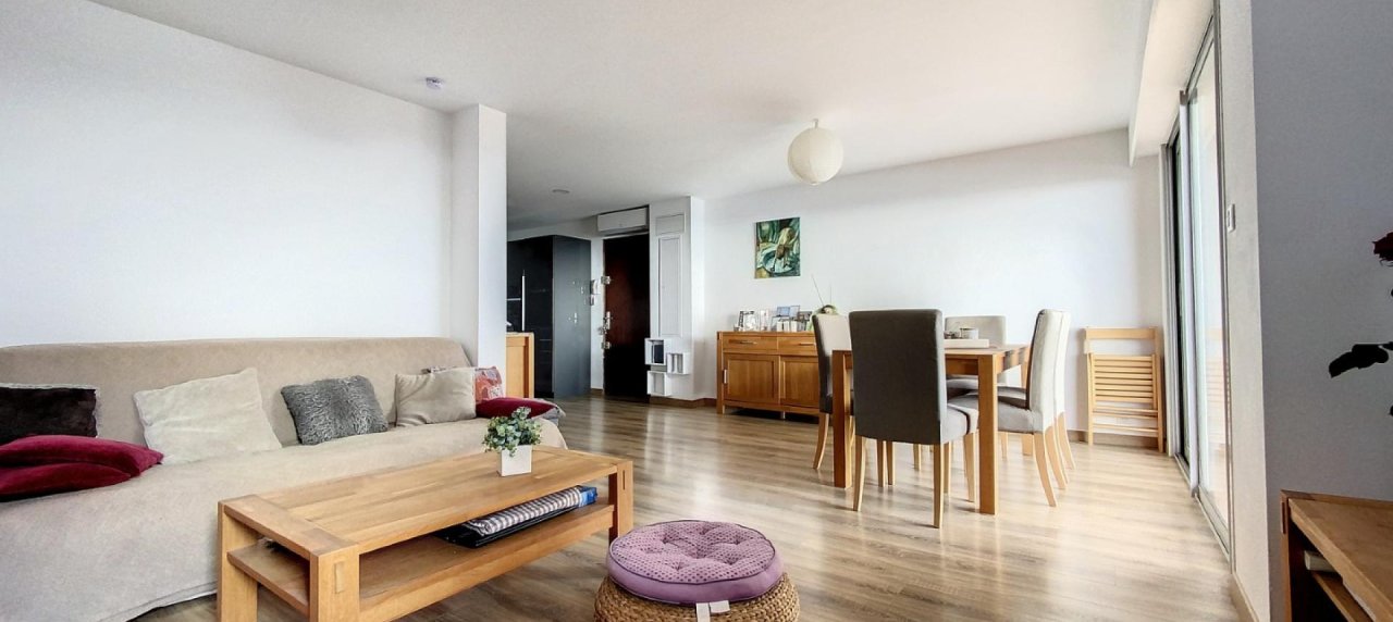 Appartement F4 avec vue mer à vendre à Ajaccio-Alzo Di Sole