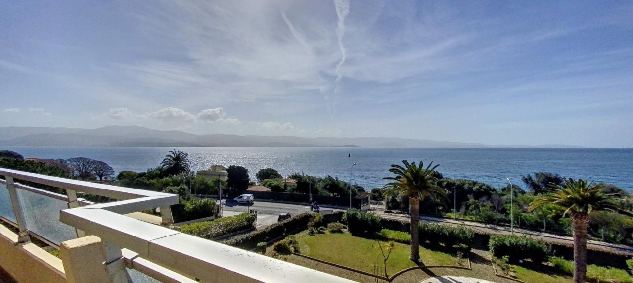 Appartement F4 vue mer à vendre à Ajaccio - Parc Imperial